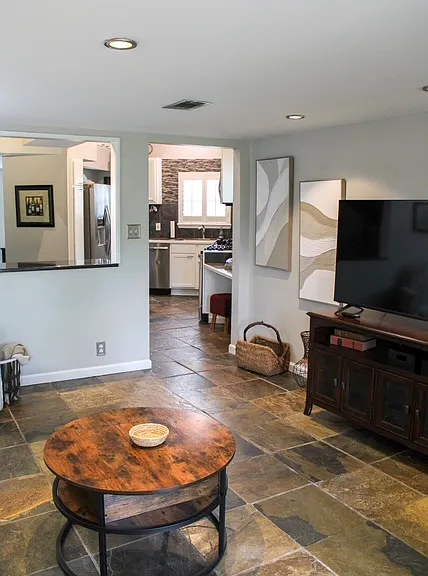 2512 Riverfront Dr #5 — Photo 10