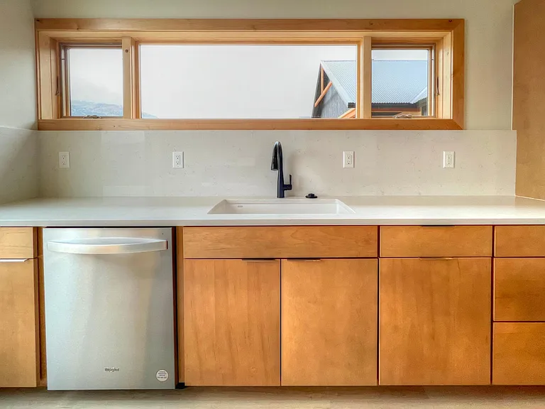 Beautiful cabinets, pull out shelving with soft-close. Views looking to the north.