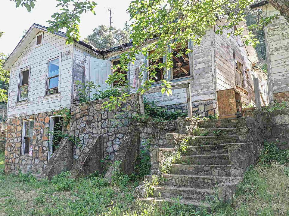 1st image of 20797 Columbia Way