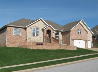 2907 N 25th St, Ozark, MO 65721