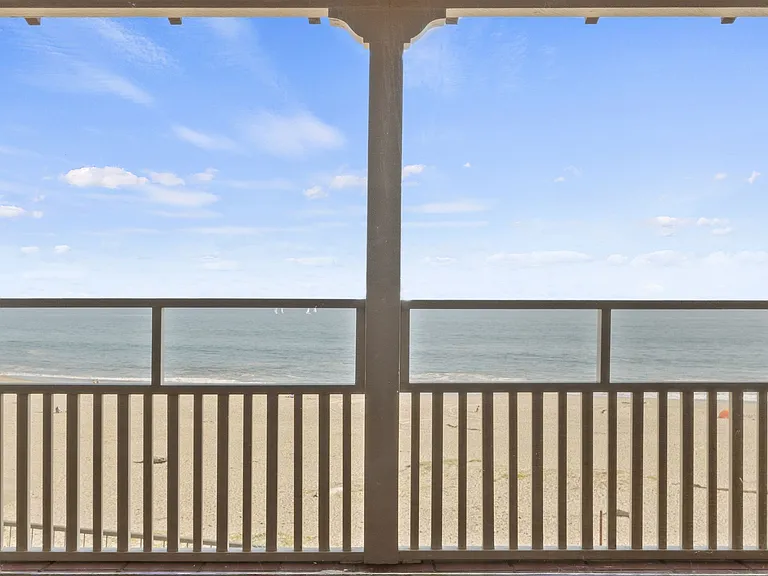 1703 E Cliff Dr #4 — Photo 8