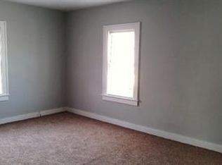 1041 Niagara Ave SE, Grand Rapids, MI 49507