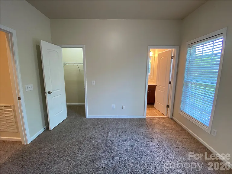 9537 Longstone Ln — Photo 17