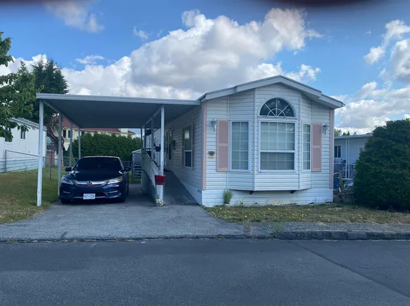 8254 134th St #77, Surrey, BC V3W 6M2