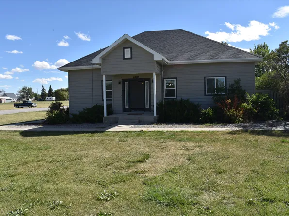 632 Dupuyer Ave, Valier, MT 59486
