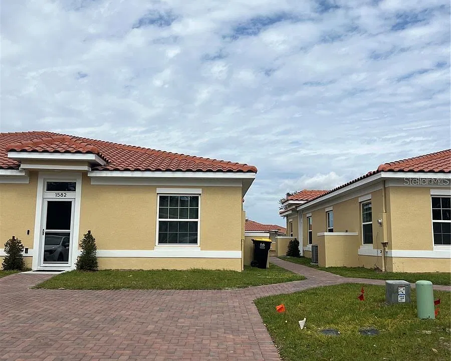 1584 Cumin Dr #1584