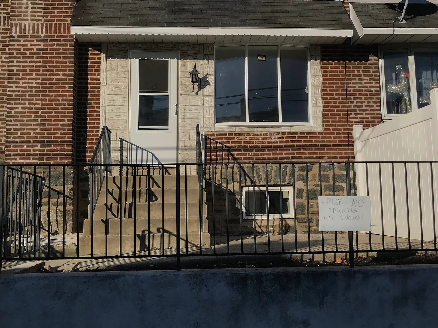 3 bed, 1188 sqft, $1,650 — Photo 1