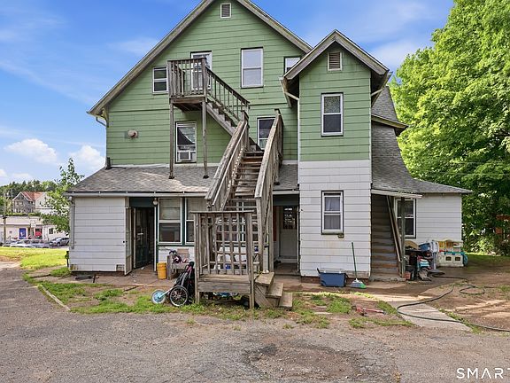 5th image of 115 Main St Unit 2