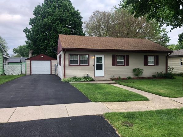 1123 Evans Ave, Loves Park, IL 61115