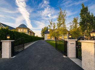 11531 Blundell Rd, Richmond, BC V6Y1L4