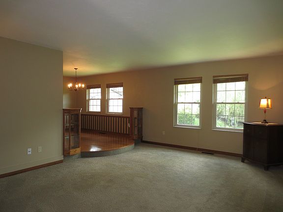 5th image of 4206 Honeybrook Ave