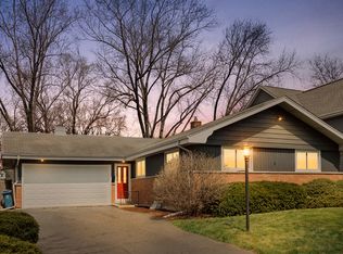 1132 62nd Pl, Downers Grove, IL 60516