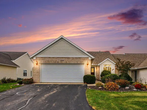 8183 Stoney Ln SW, Byron Center, MI 49315