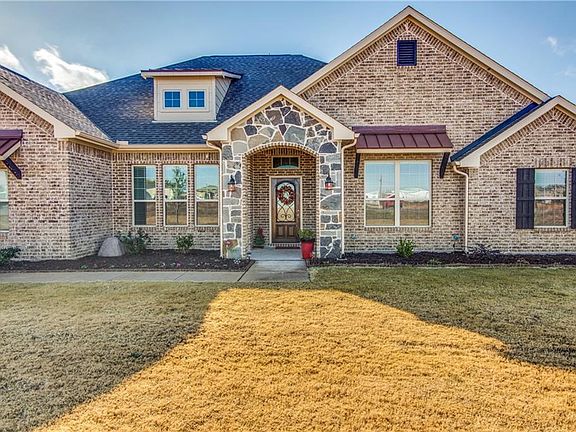 2nd image of 8418 County Road 592