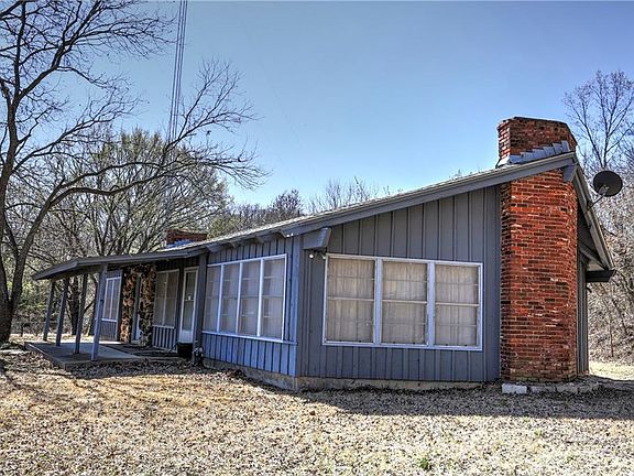 3rd image of 1609 Chaparral Dr