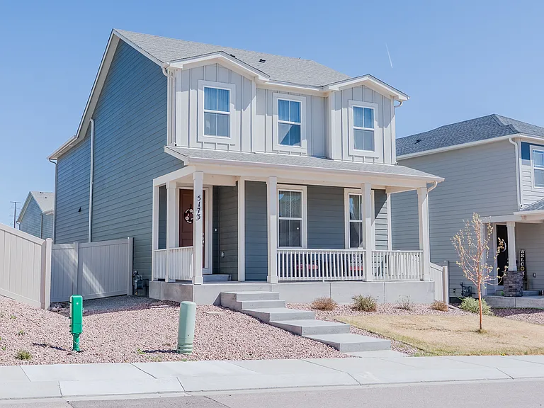 5173 Roundhouse Dr — Photo 3