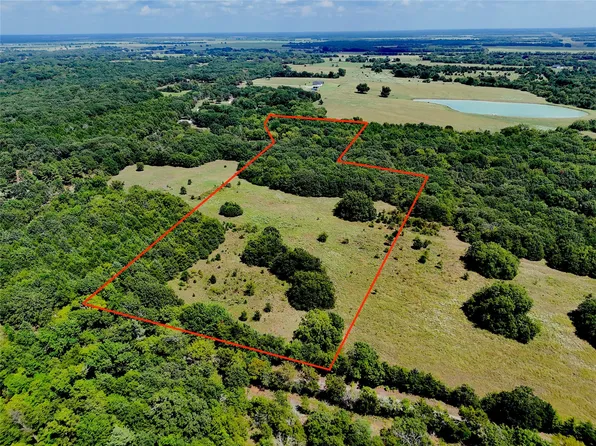 13 County Road 2770, Honey Grove, TX 75446