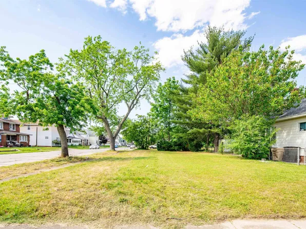 1823 Sibley Ave, South Bend, IN 46628