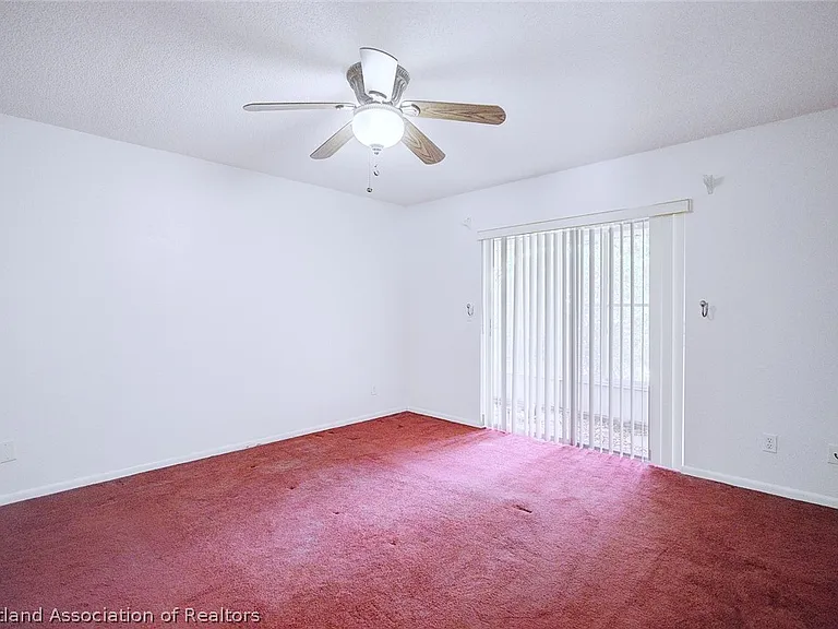 1602 Carrington Ave — Photo 20