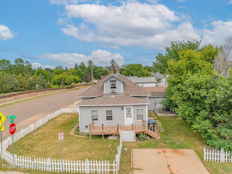 146 10th Ave W, Dickinson, ND 58601 MLS 23742 Zillow