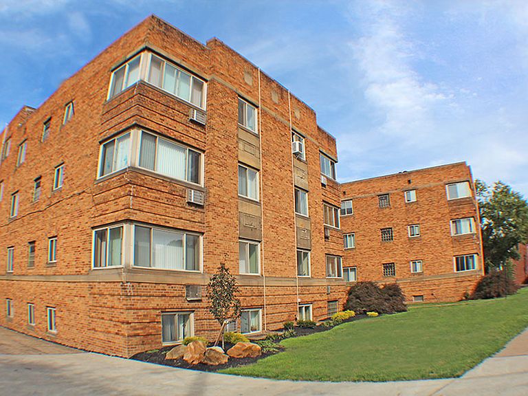 Highland House Apartments Lakewood, OH Zillow