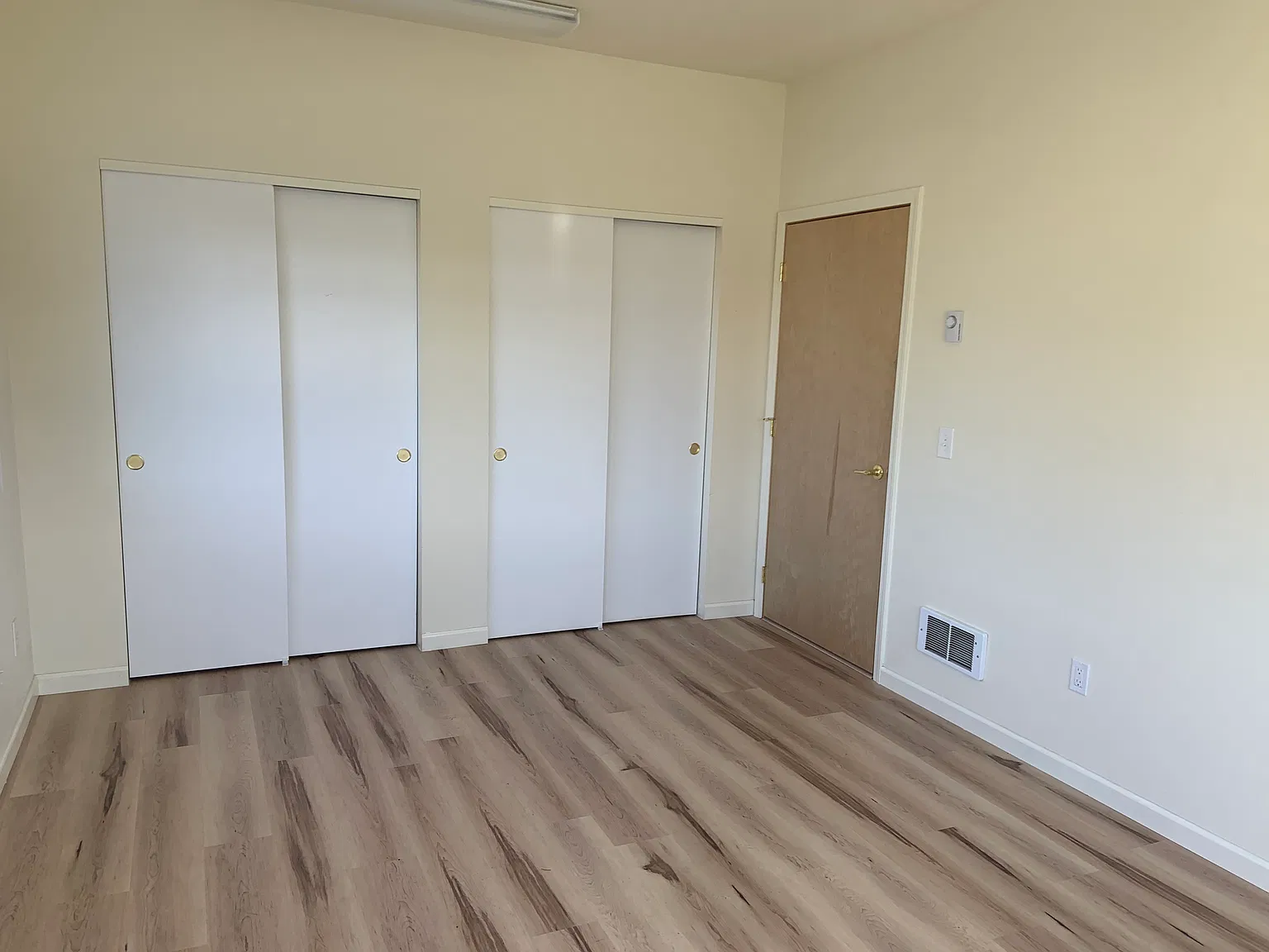 1 bed, 850 sqft, $1,100 — Photo 2