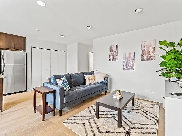 1600 N Halsted St #2F — Photo 3