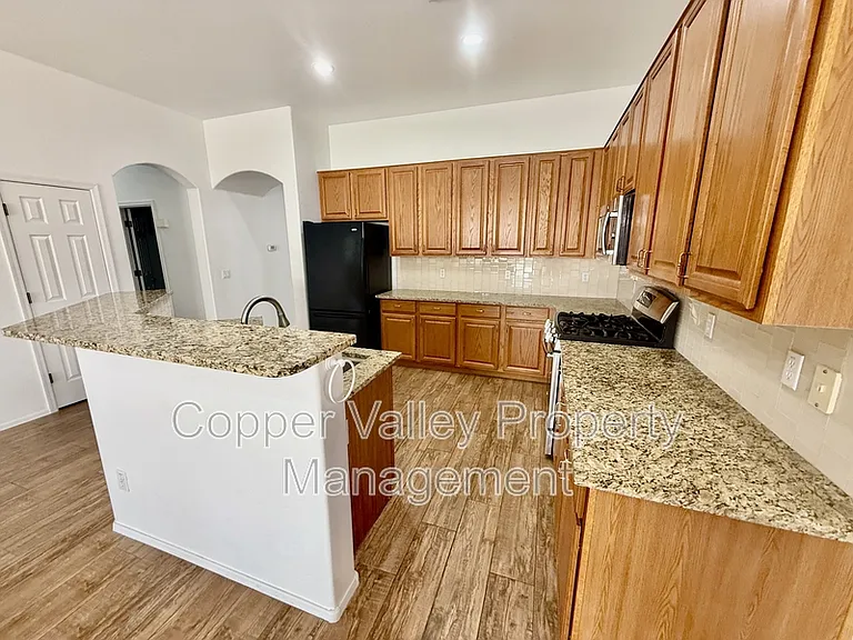 6853 W Remuda Dr — Photo 3