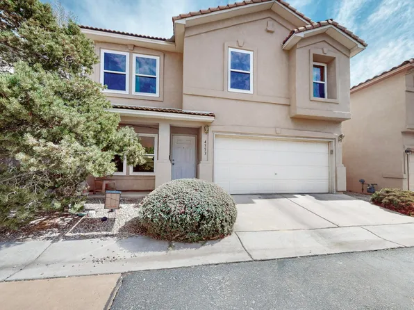 4353 Altura Vista Ln NE, Albuquerque, NM 87110