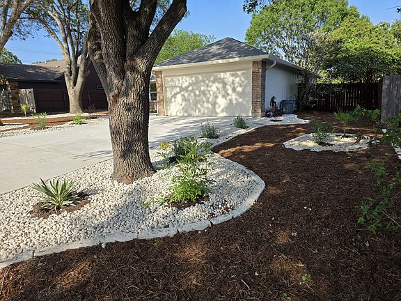 3rd image of 11602 Maybach Dr