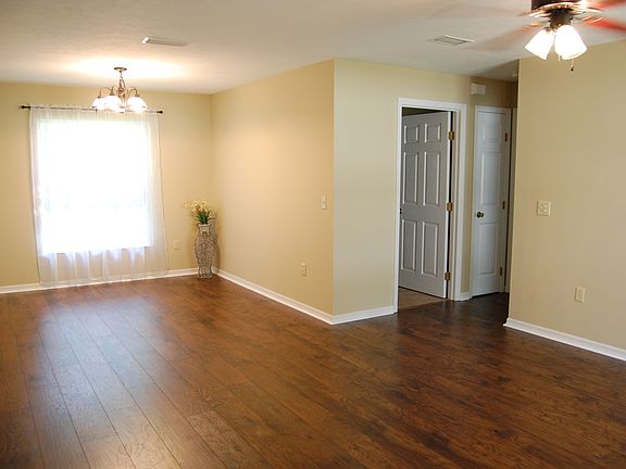 3rd image of 5720 NW 58th St