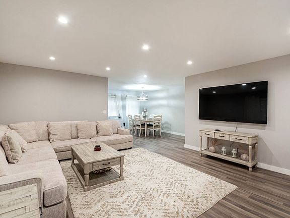 3rd image of 5045 Fair Ave APT 3