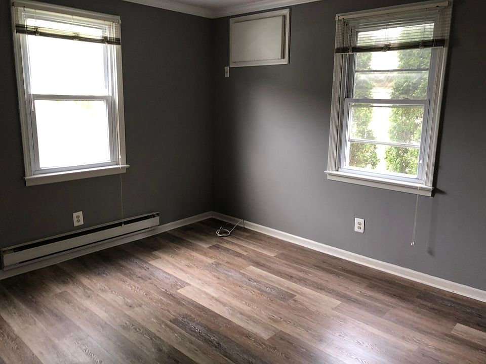 2nd image of 248 Union St Floor 1