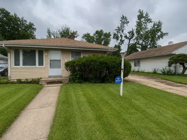 26 W 141st St, Dixmoor, IL 60426