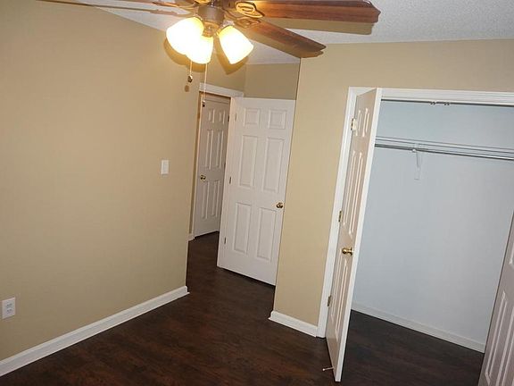 5th image of 4516 Kings Grant Dr