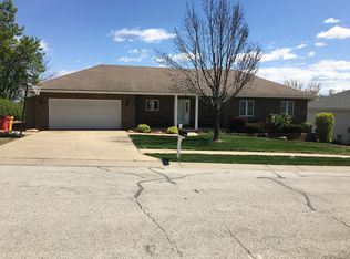 2505 SW Clinton St, Oak Grove, MO 64075