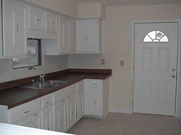 4th image of 603 S Woodrow Ave