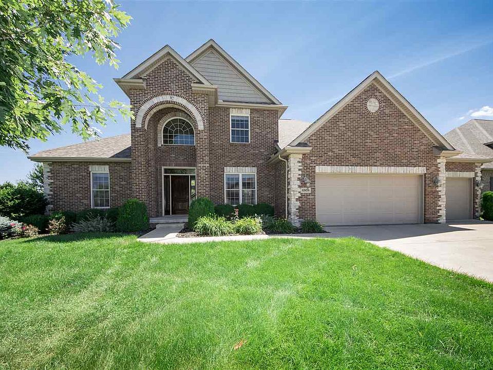 1st image of 6808 N Basket Oak Dr