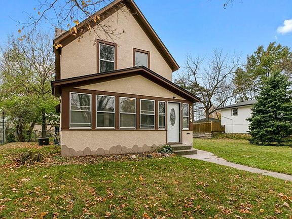 2nd image of 2694 6th Ave E