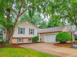 1 Shea Ct, Madison, WI 53717