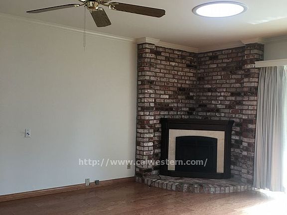 5th image of 248 Manchester Ave