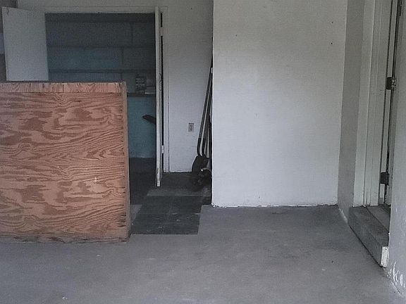 3rd image of 456 S Caroline St