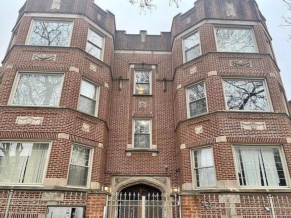 2nd image of 7842 S East End Ave #3