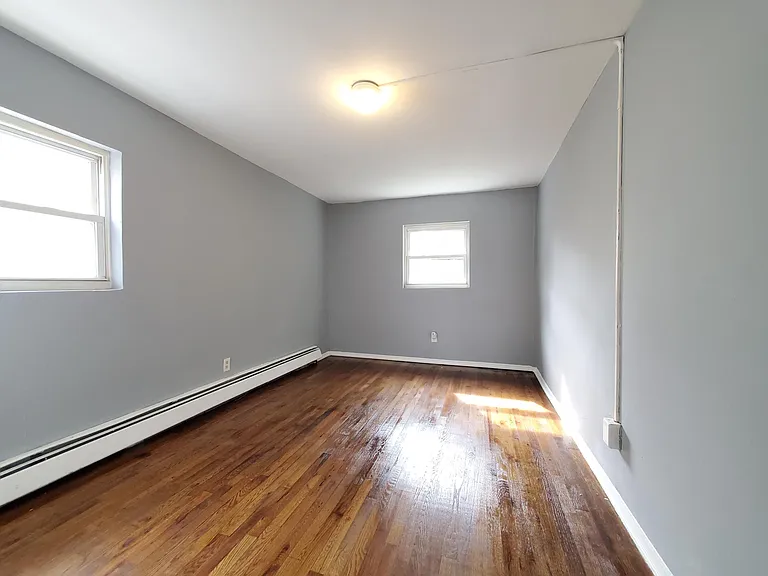 701 N 5th St #2 — Photo 4
