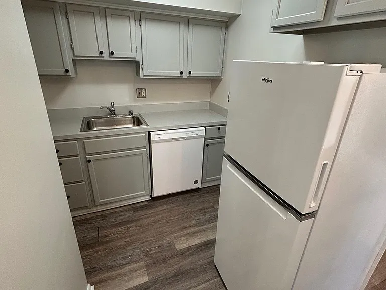 521 S Wolfe St #1R — Photo 4