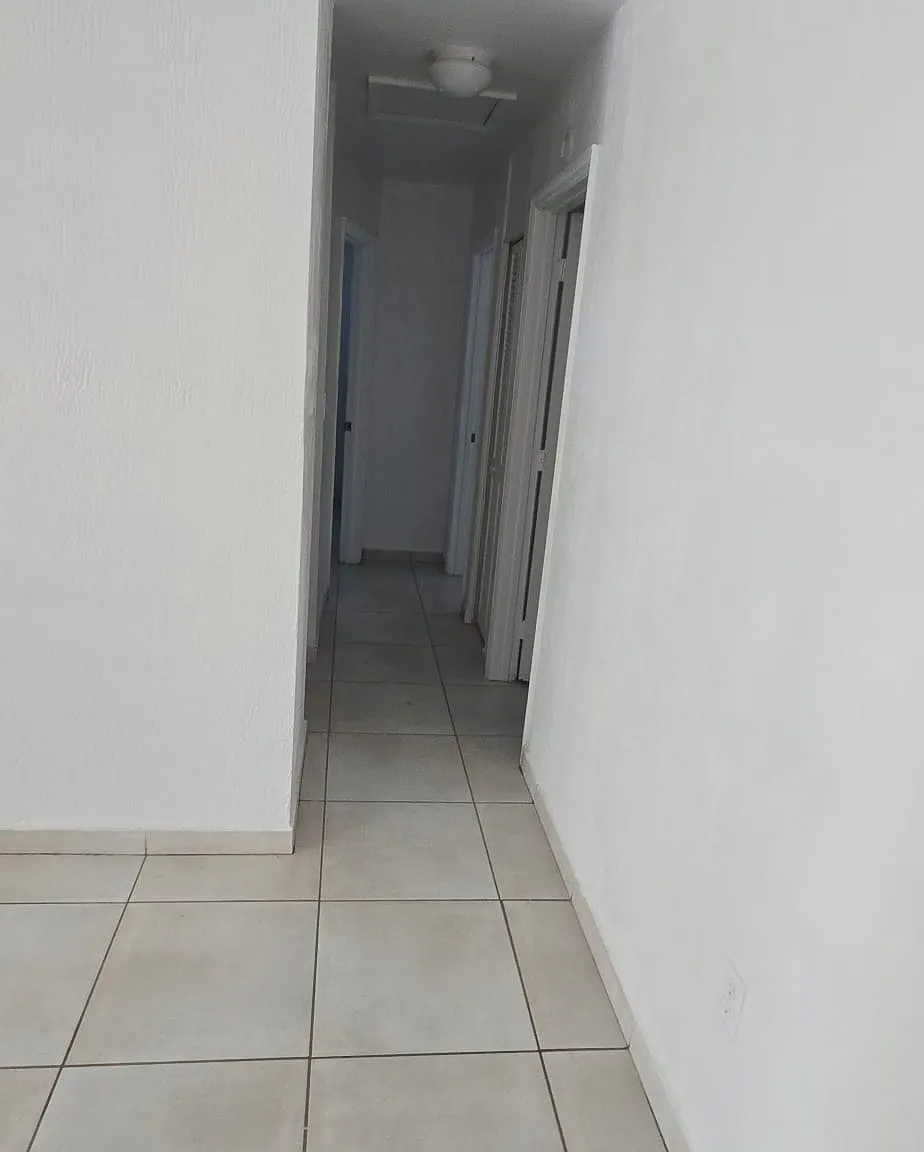 4 bed, 1500 sqft, $3,200 — Photo 2