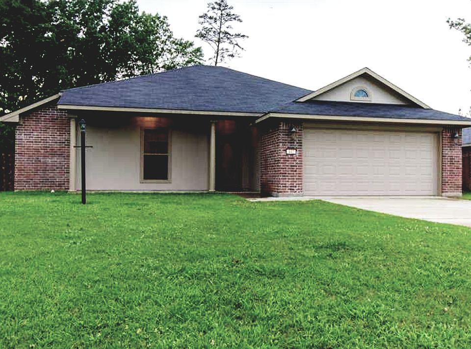 Front exterior 