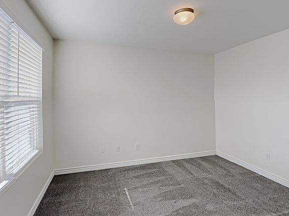 4th image of 2183 E Lennox Ln