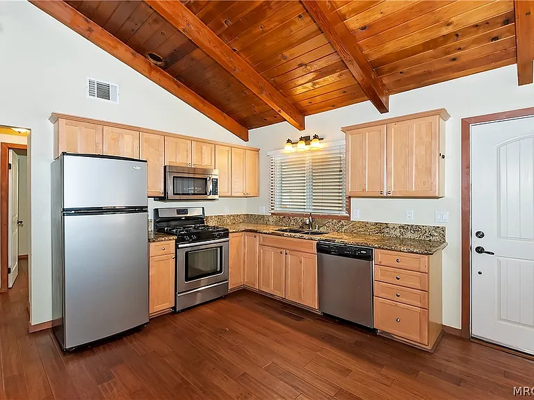 40157 Highland Rd #B — Photo 7