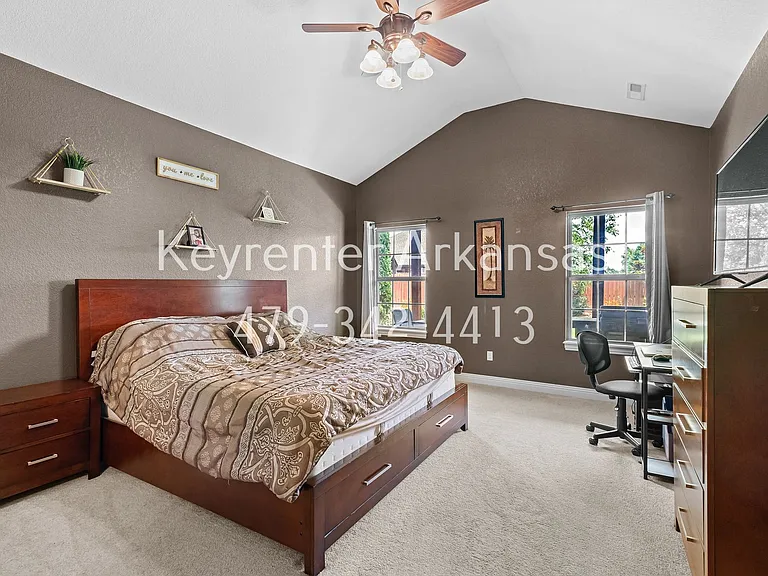 1048 Tarah Knolls Cir — Photo 15